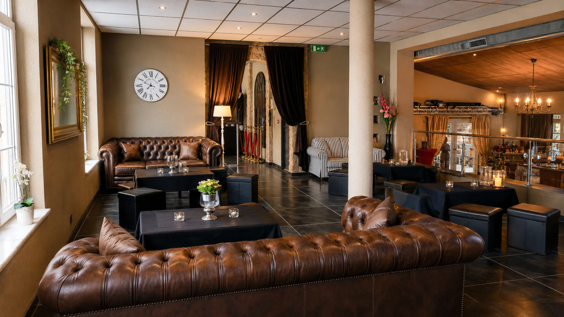 Lounge confortable pour les échanges entre participants
